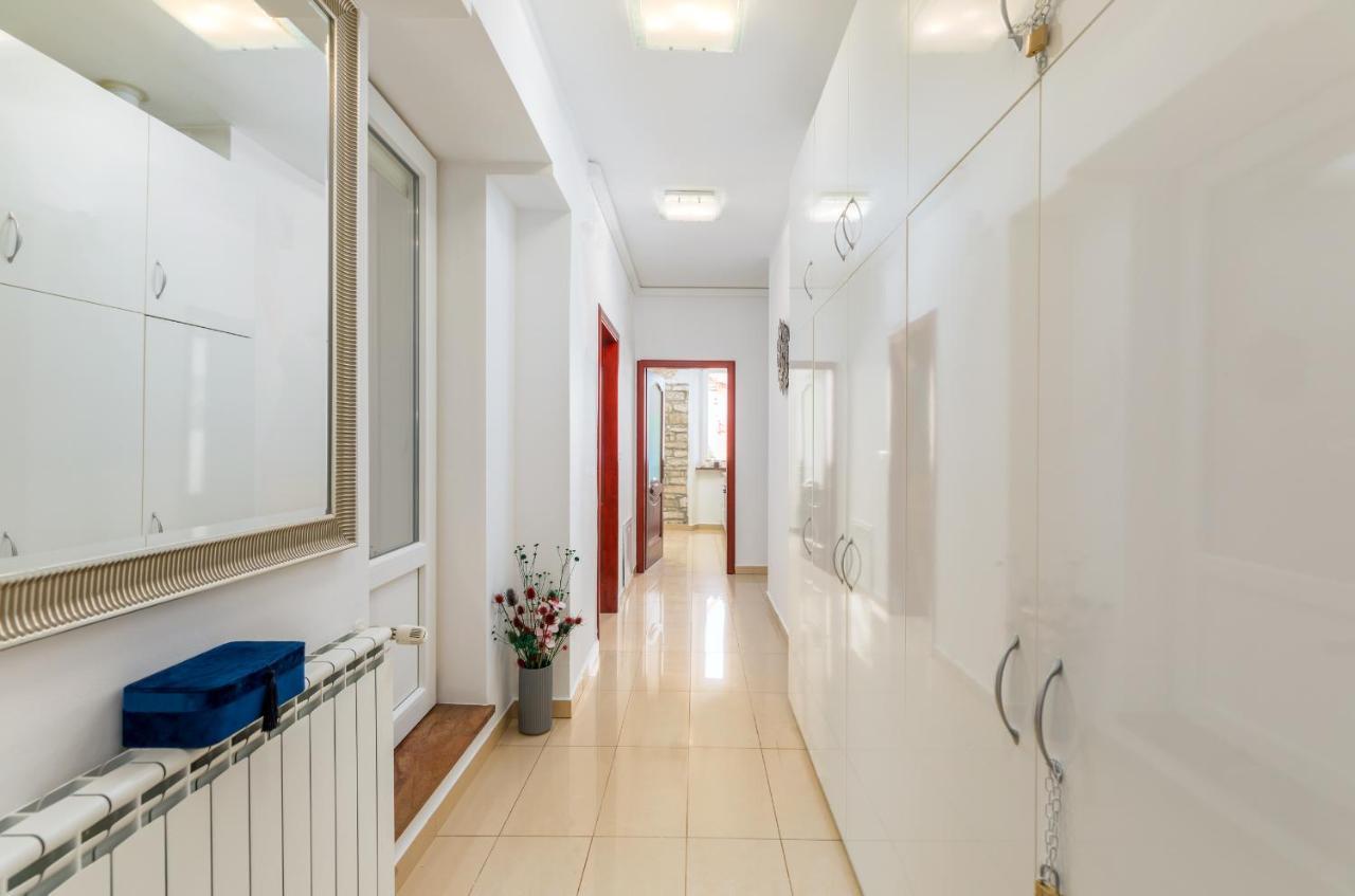 Apartment Augusto - Sea View Pula Exterior photo